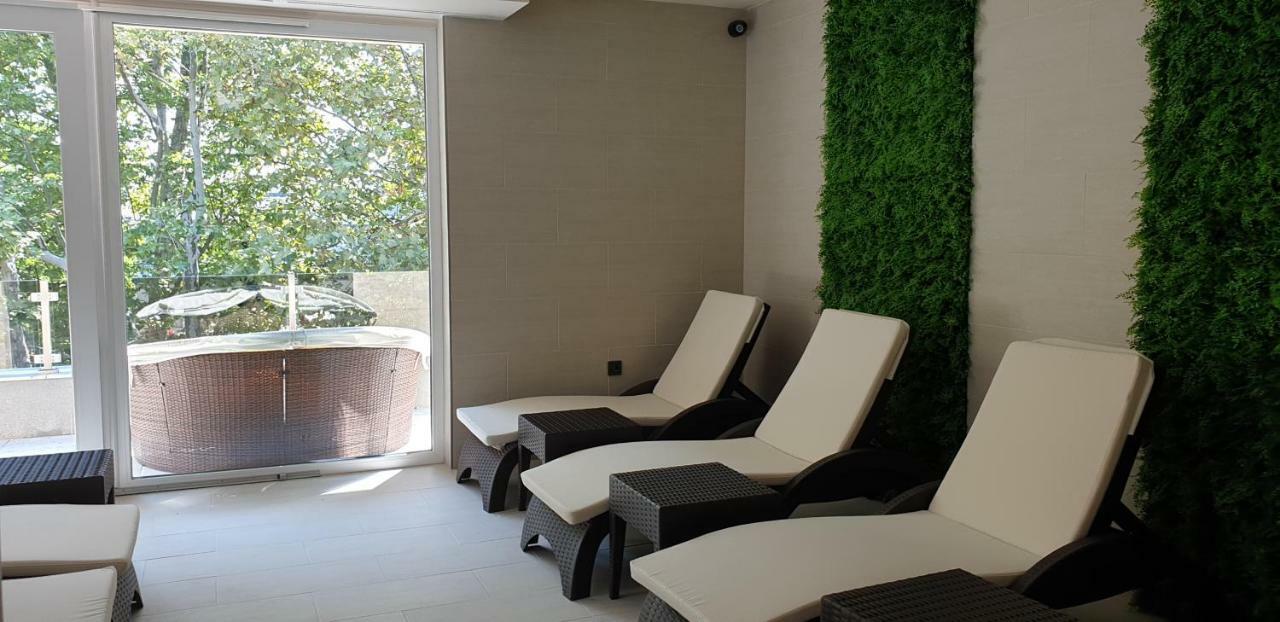 Baobab Suites Siófok Extérieur photo