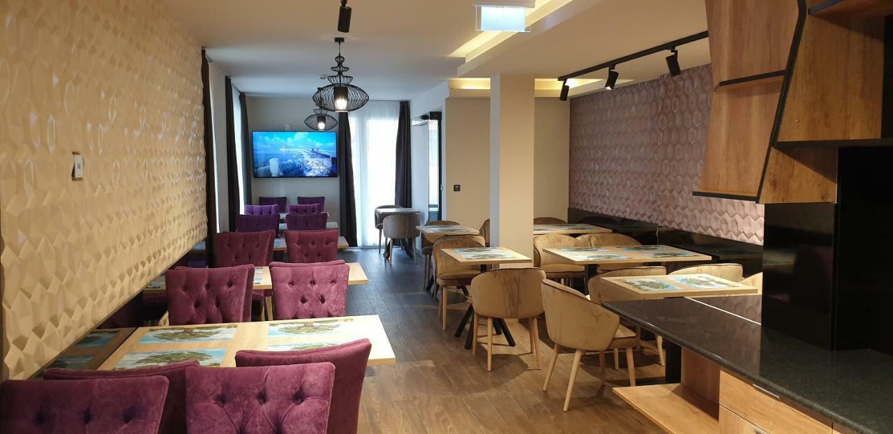 Baobab Suites Siófok Extérieur photo